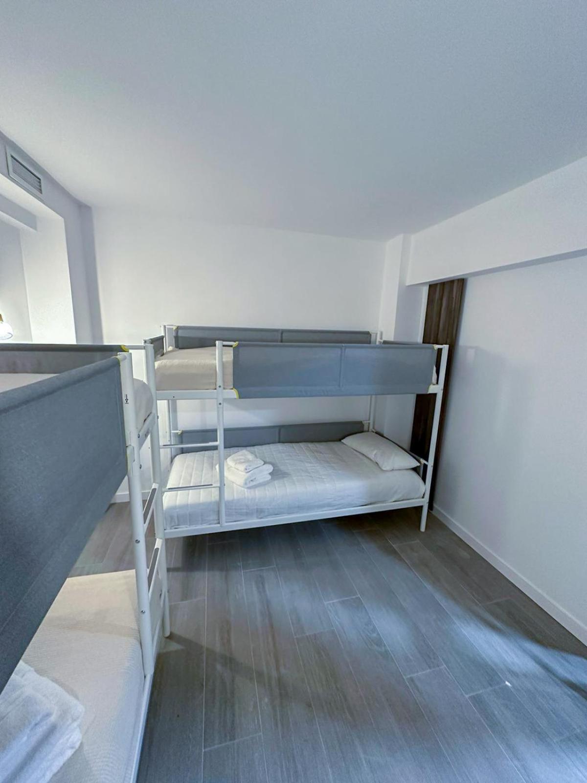 Zur Boutique Hostel Fuengirola Extérieur photo