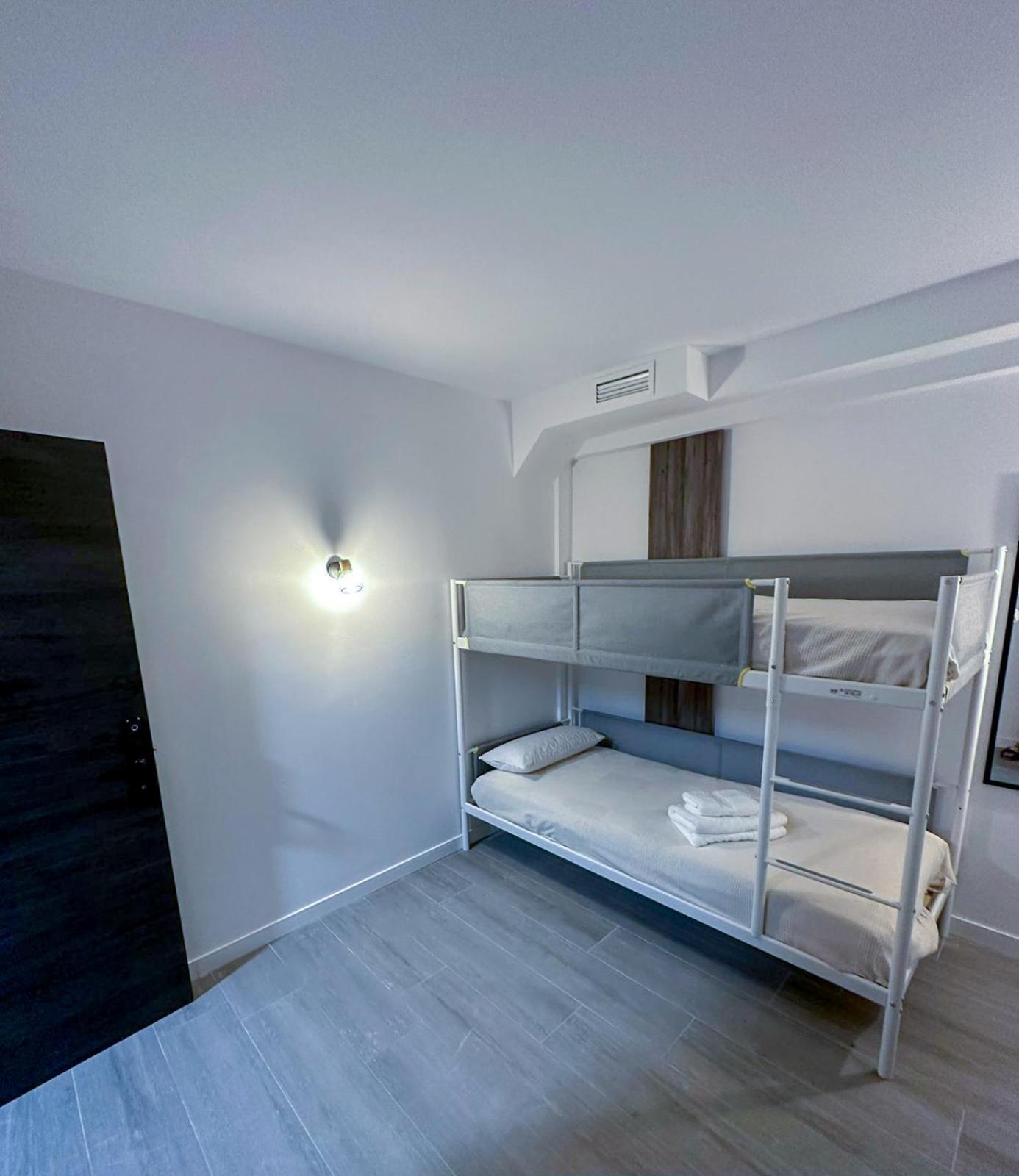 Zur Boutique Hostel Fuengirola Extérieur photo